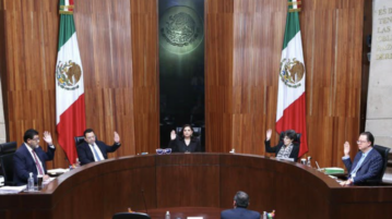 Court strikes down women-only candidate rule